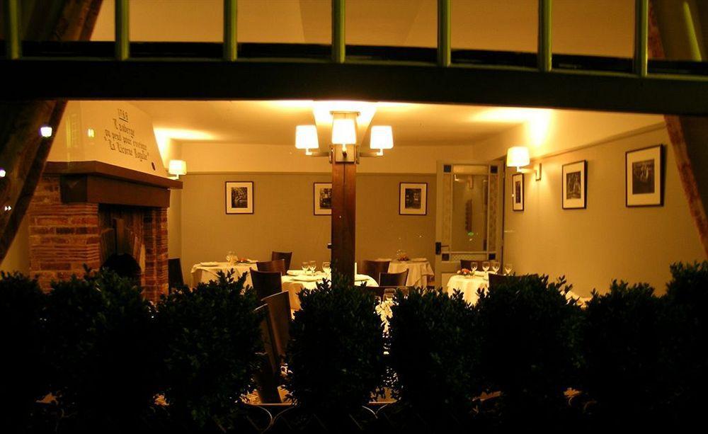 Hotel La Licorne & Spa Lyons-la-Forêt Eksteriør billede