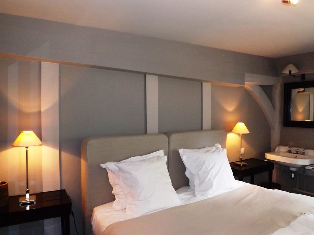 Hotel La Licorne & Spa Lyons-la-Forêt Eksteriør billede