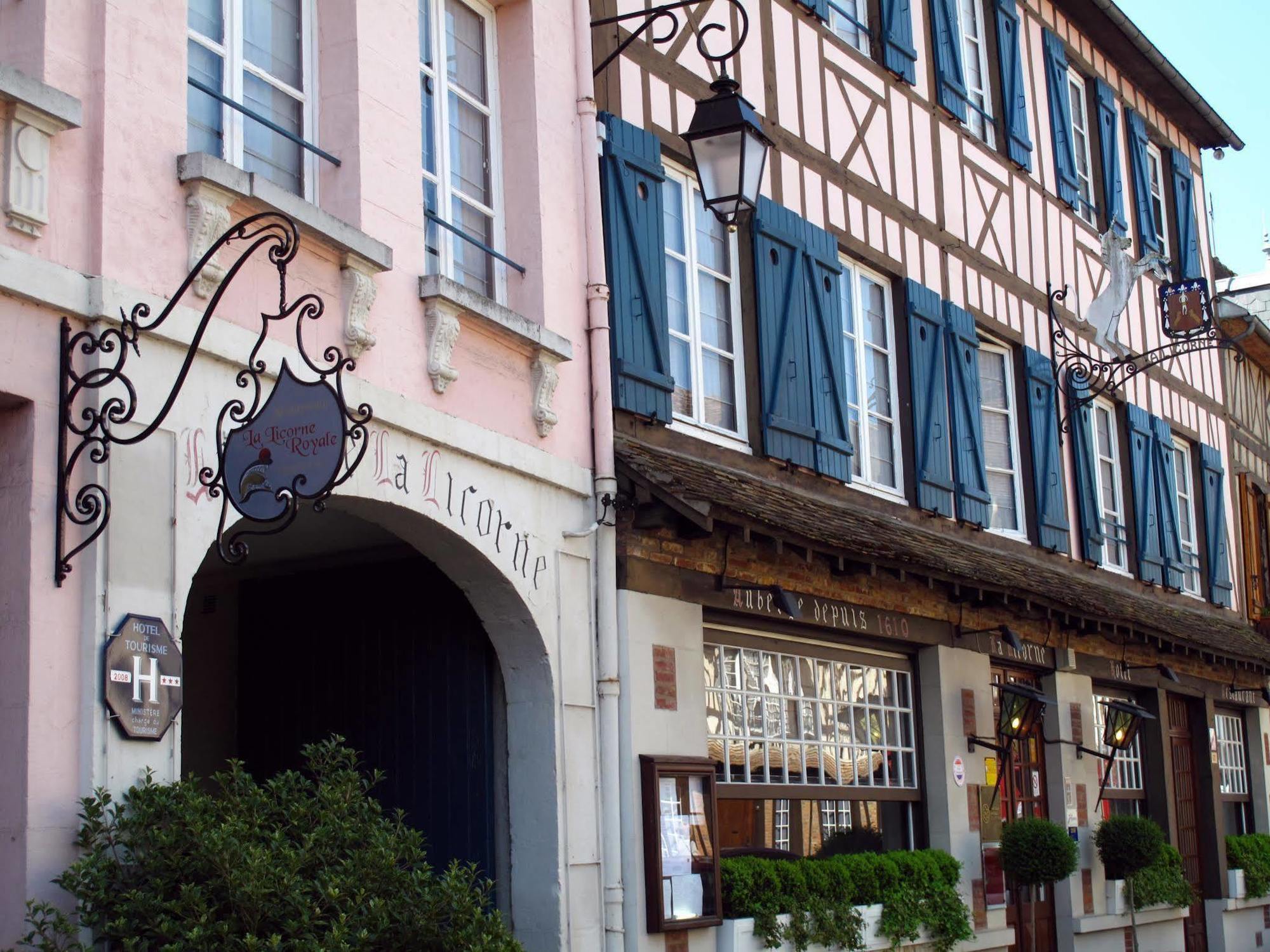 Hotel La Licorne & Spa Lyons-la-Forêt Eksteriør billede